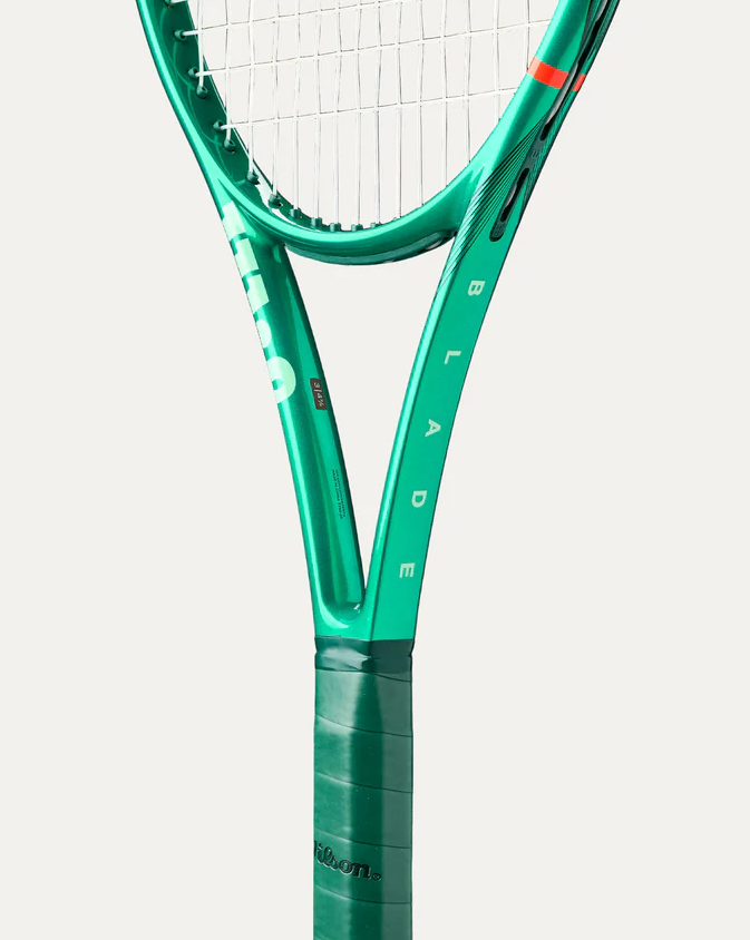 Raqueta Wilson Blade 100 V10 – Mango 2™